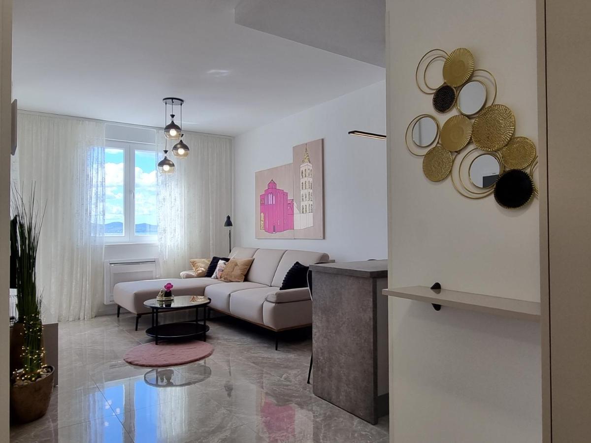 Apartment "50 Shades" With Balcony And Free Parking In The Garage Задар Экстерьер фото