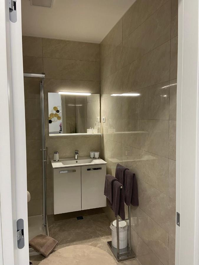 Apartment "50 Shades" With Balcony And Free Parking In The Garage Задар Экстерьер фото