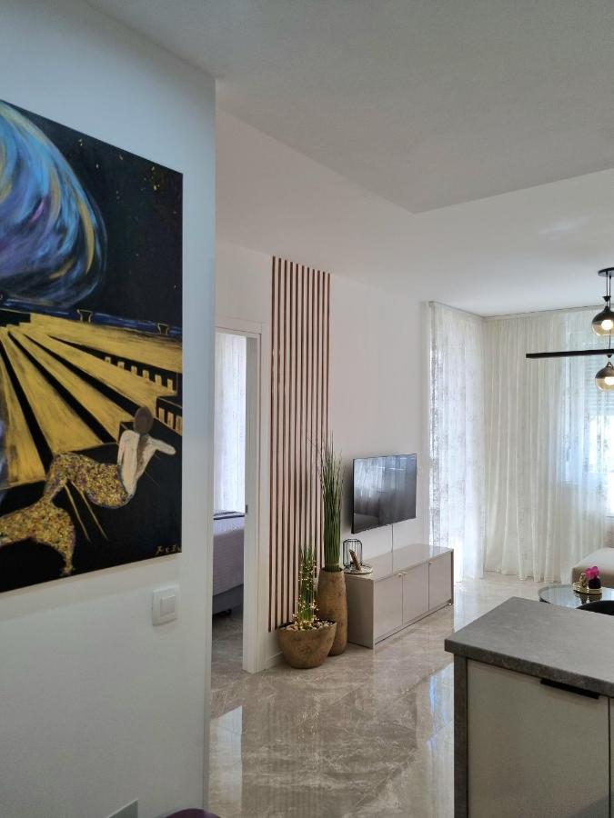 Apartment "50 Shades" With Balcony And Free Parking In The Garage Задар Экстерьер фото