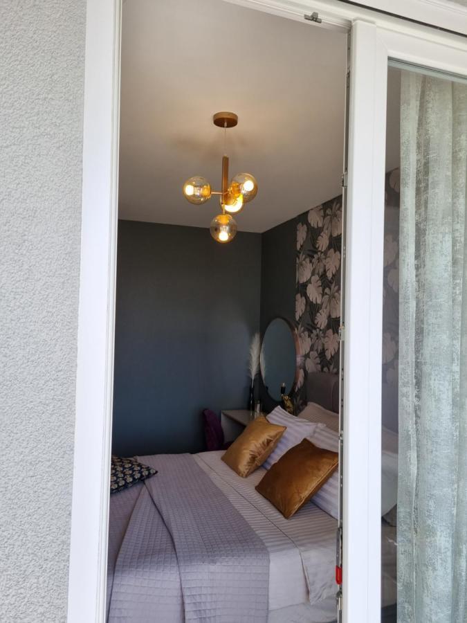 Apartment "50 Shades" With Balcony And Free Parking In The Garage Задар Экстерьер фото